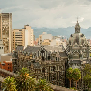 Medellín con traslados