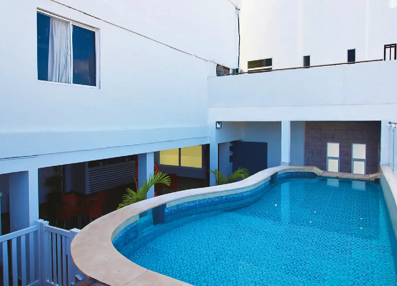 Piscina 2 hotel tower on vacation san andres