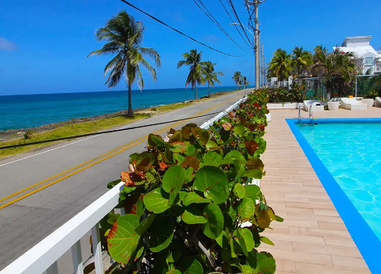 Piscina panoramica hotel blue reef san andres