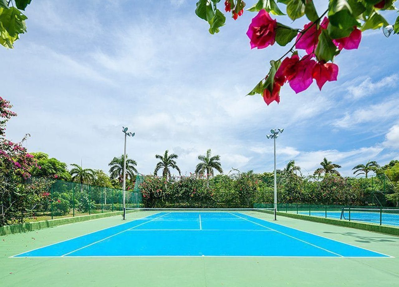cancha-tennis-hotel-decameron-baru