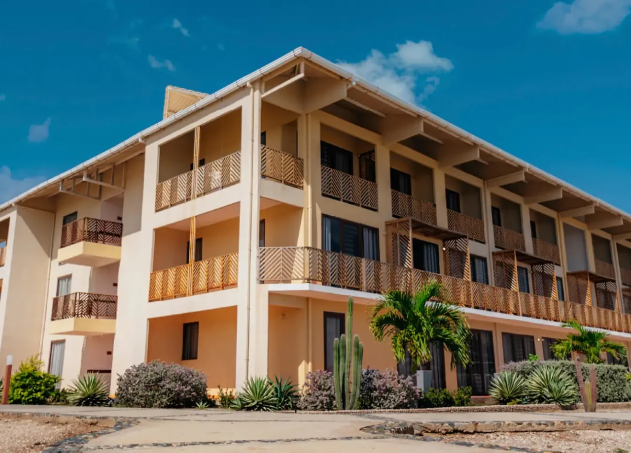 fachada habitaciones bloque 2 hotel wayira beach guajira