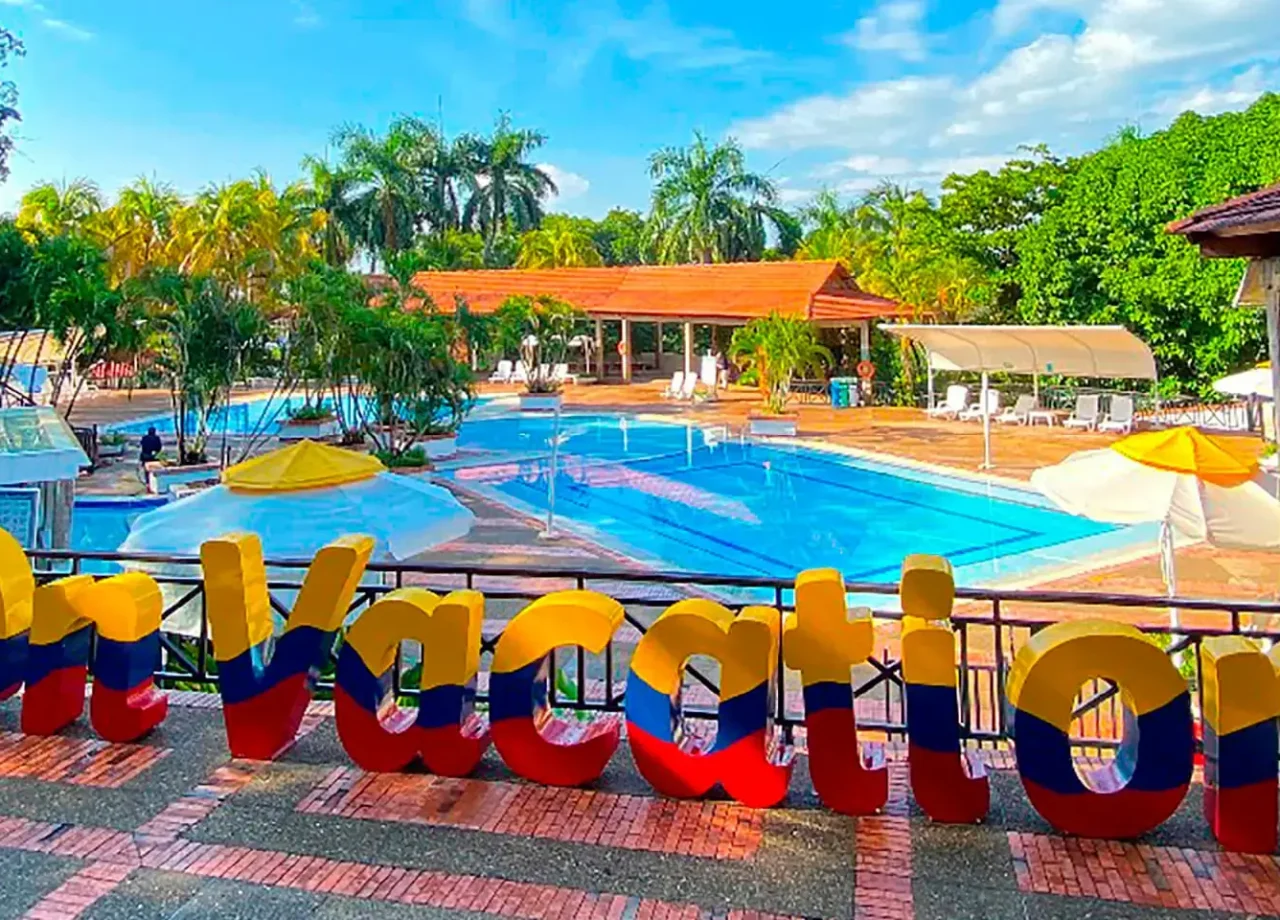 letrero hotel girardot resort Girardot