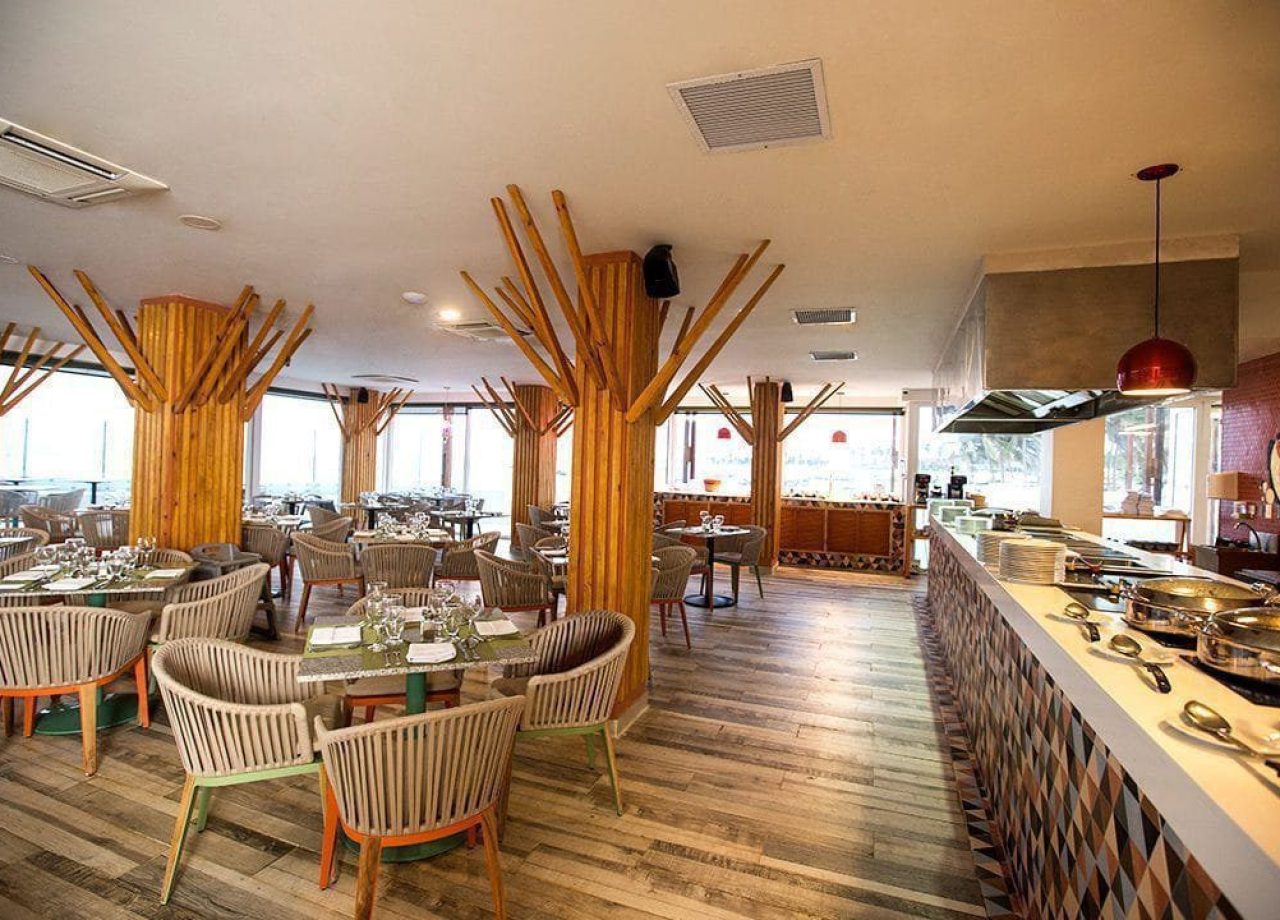 restaurante-buffet-hotel-decameron-maryland